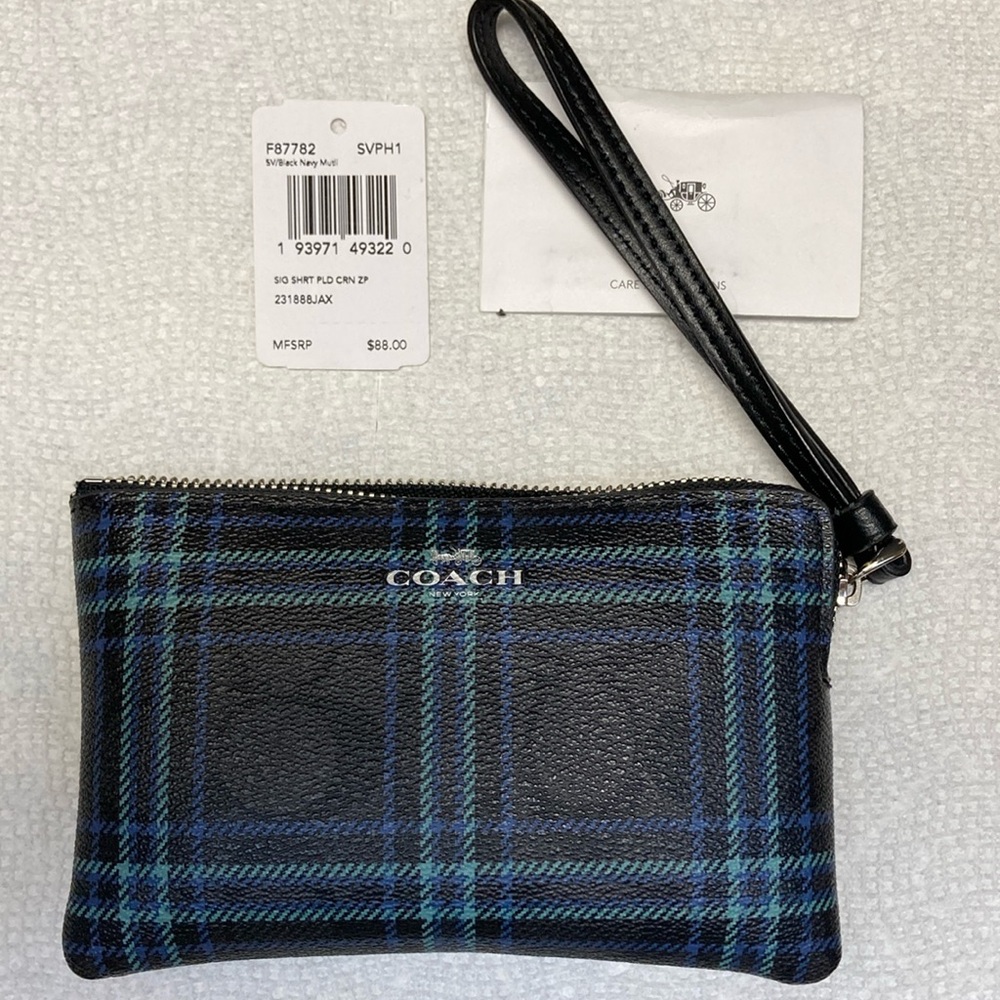 COACH NWT- Signature Plaid Wristlet. Black/Navy Multi.
